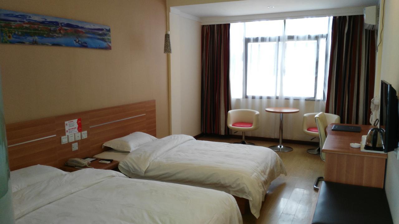 Thank Inn Chain Hotel Henan Xinyang Train Station Gongqu Road ภายนอก รูปภาพ